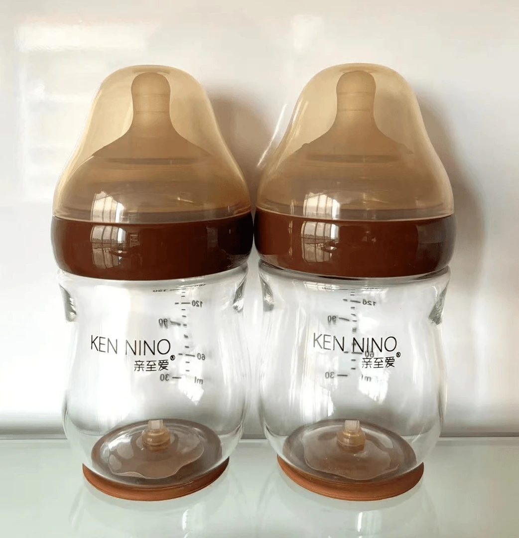亲至爱新生儿底部排气孔高端奶瓶