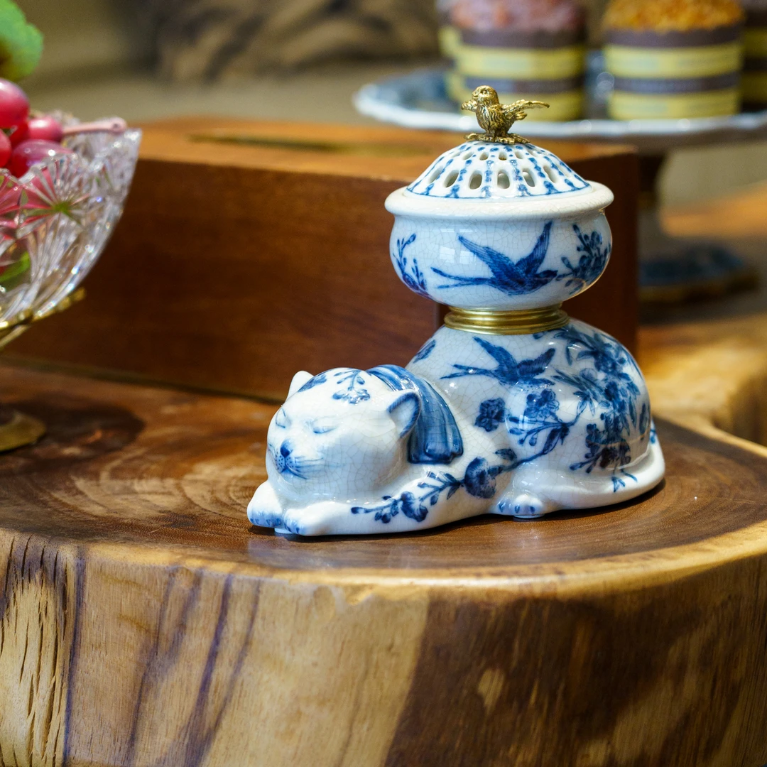 派力斯青花高温陶瓷猫手工绘花卉复古茶室卧室书房香炉摆件香薰炉