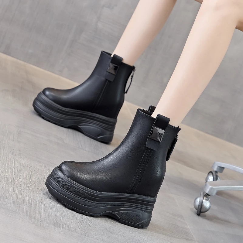 【萝莉公主12cm内增高】2024年新款小个子马丁靴女秋冬加绒厚底短靴