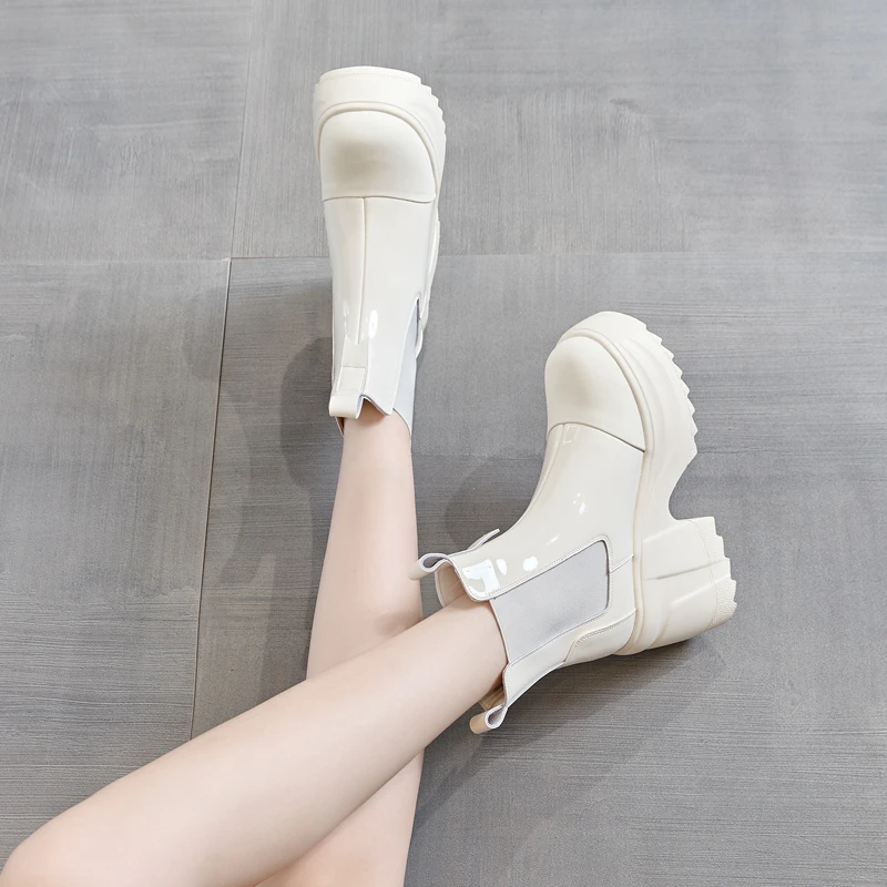 【萝莉公主10CM增高跟】烟筒马丁靴女小个子秋冬加绒真皮切尔西短靴