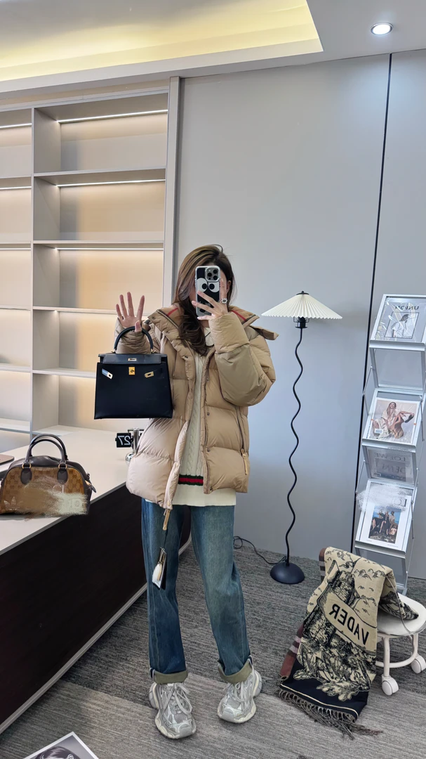 带防伪水印 2025 冬季上新可拆卸袖帽情侣款水变绒外套 W5007【HN】