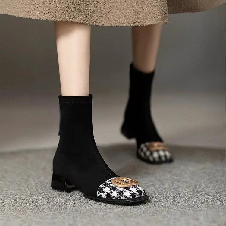 方头粗跟金属扣瘦瘦靴女秋冬新款中跟后拉链短靴千格鸟拼色时装靴