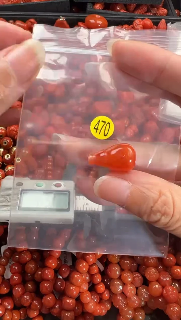 【闪购商品】南红玛瑙颈饰未镶嵌1