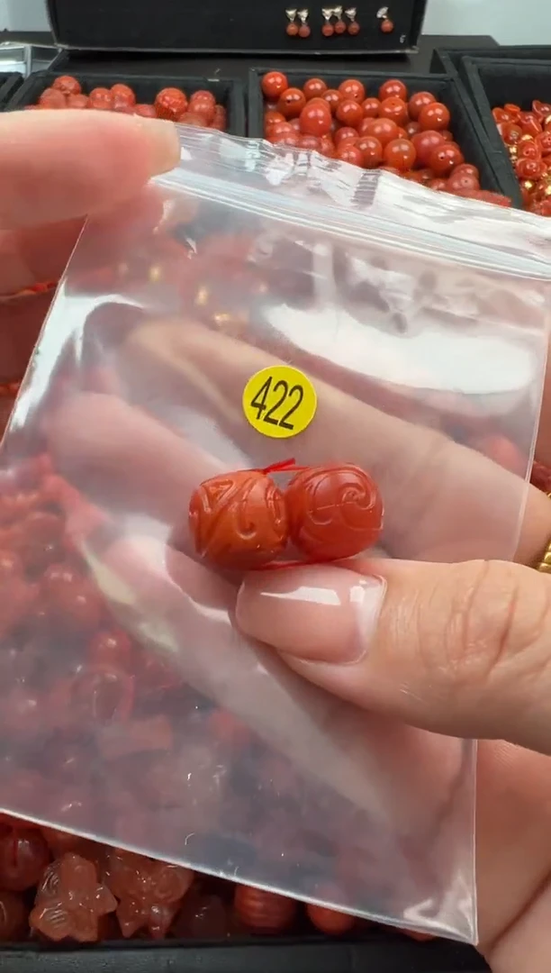 【闪购商品】南红玛瑙颈饰未镶嵌1