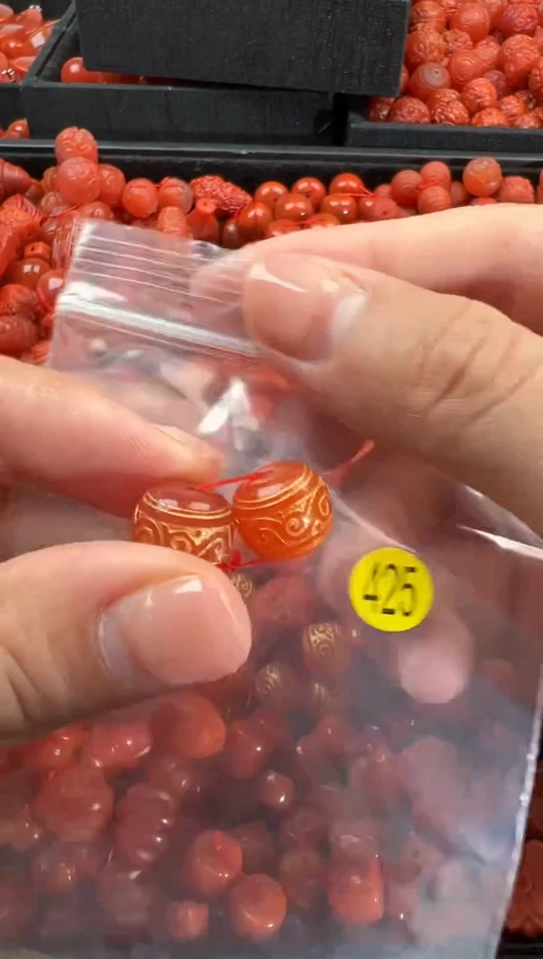 【闪购商品】南红玛瑙颈饰未镶嵌1