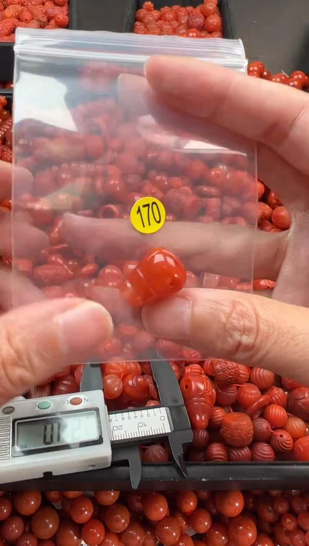 【闪购商品】南红玛瑙颈饰未镶嵌1