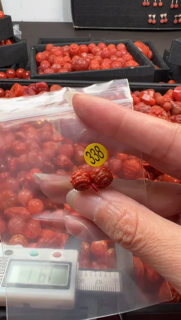 【闪购商品】南红玛瑙颈饰未镶嵌1