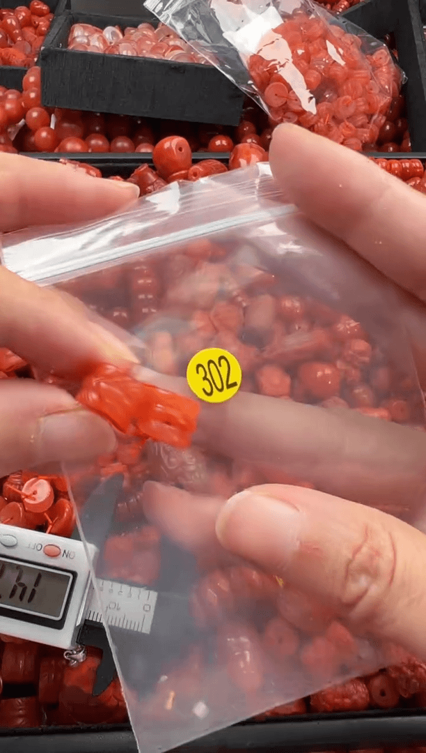 【闪购商品】南红玛瑙颈饰未镶嵌1