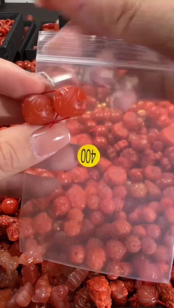【闪购商品】南红玛瑙颈饰未镶嵌1