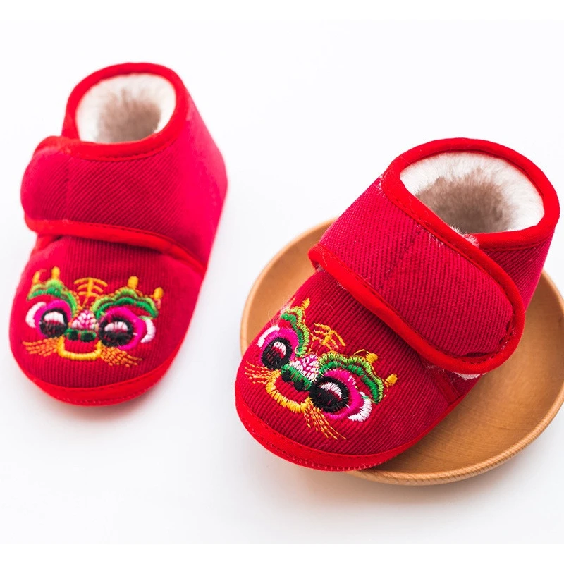 秋冬宝宝虎头鞋婴儿鞋加绒加厚保暖防寒手工棉鞋紫不掉软底老虎靴