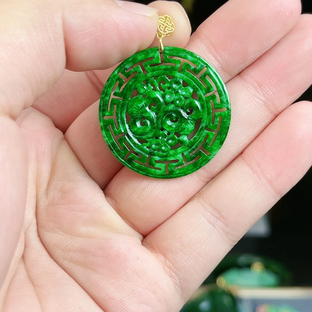 翡翠颈饰18K金镶嵌吊坠