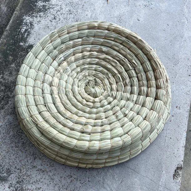 油草防侧翻一单七个、结实耐用、舒适透气信鸽观赏鸽专用草窝