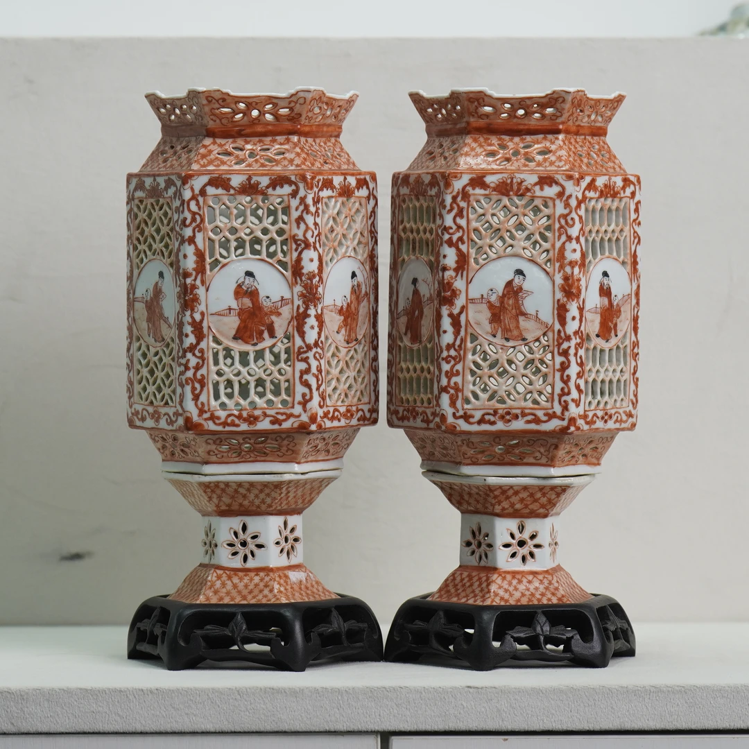 【民国】矾红开窗人物故事纹六方镂空台灯