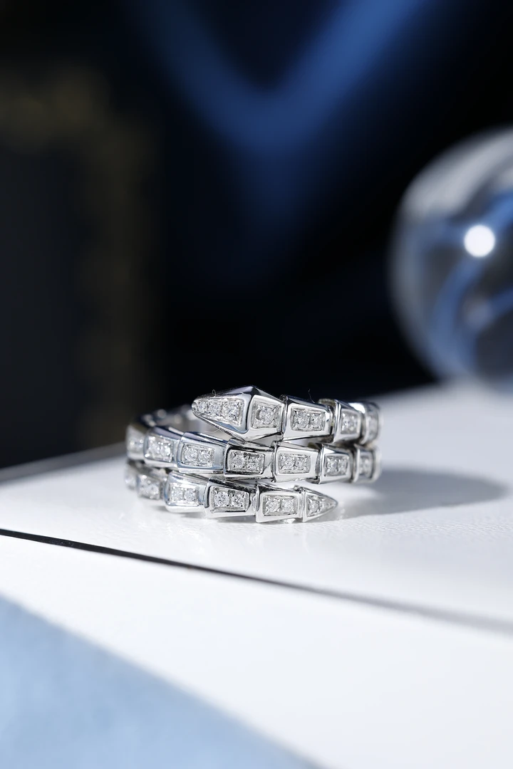 18k金满钻窄版三圈蛇戒FJ