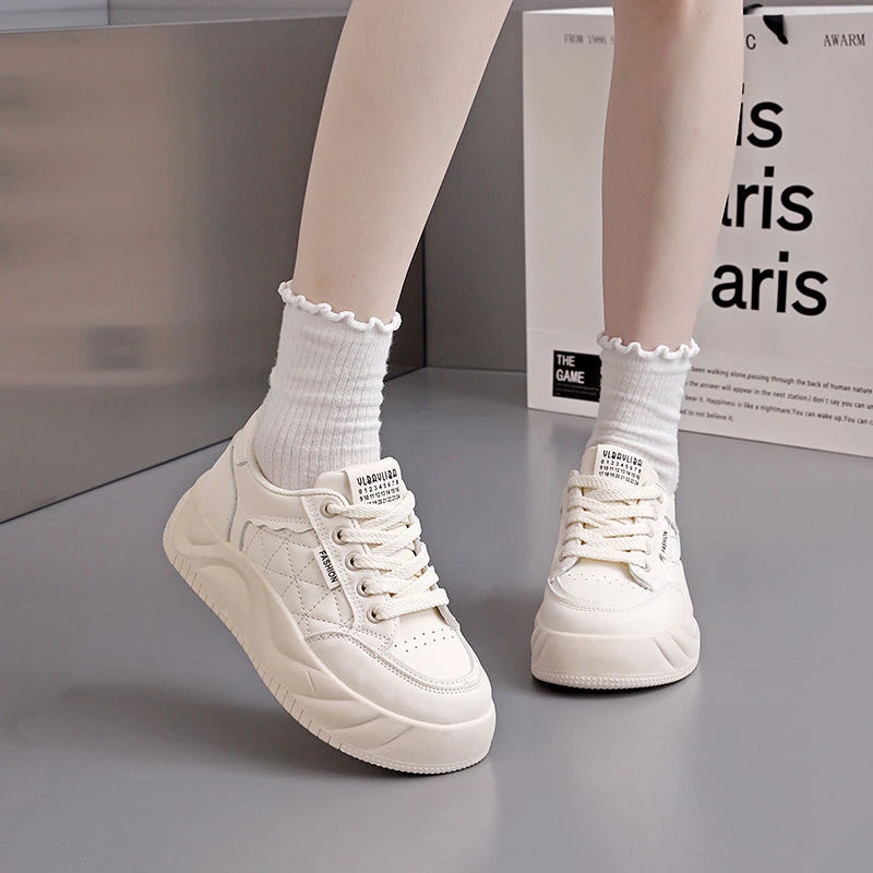 踩屎感女鞋2025新款夏季小白鞋女学生小众ins潮百搭厚底潮款板鞋