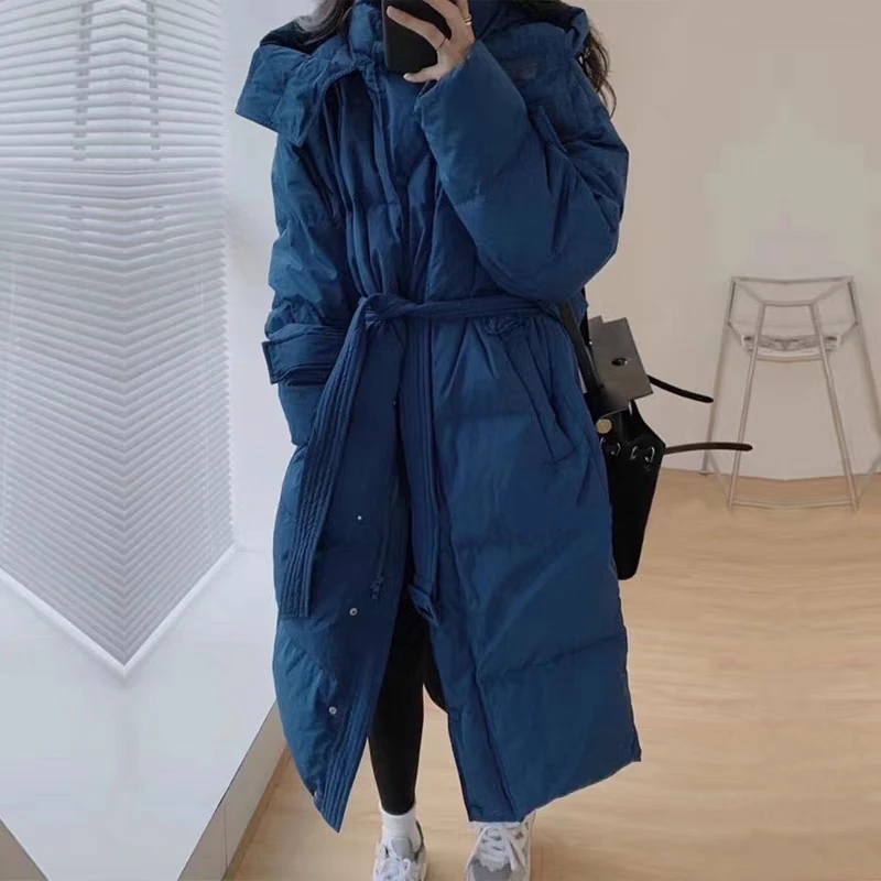 克莱因蓝长款羽绒服女爆款2025冬新款韩版加厚宽松过膝白鸭绒外套