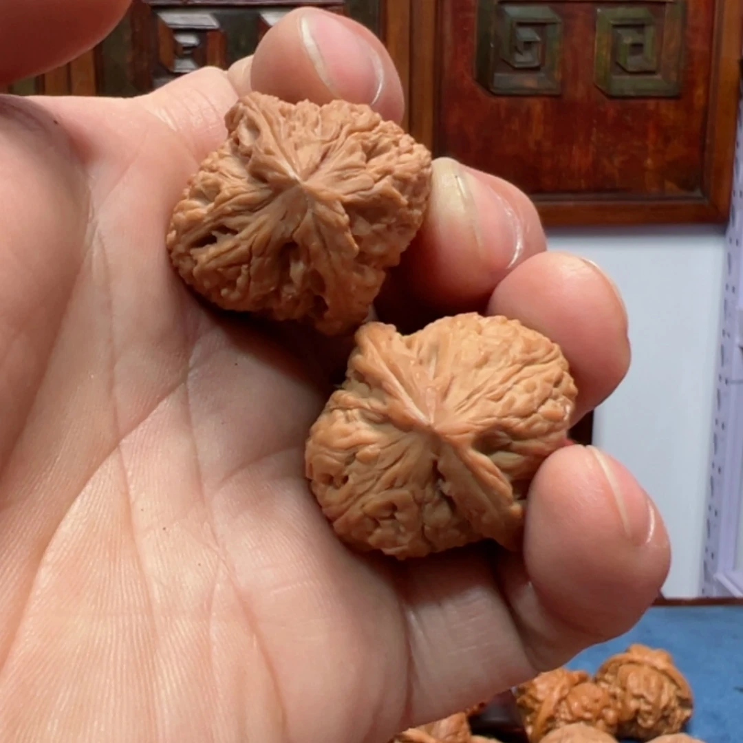 【闪购商品】文玩核桃把件芜**～南疆石31