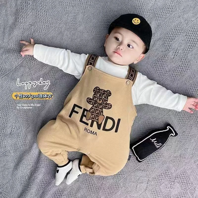 婴儿背带裤两件套装春秋洋气外出儿童连体裤可爱超萌衣服宝宝春装