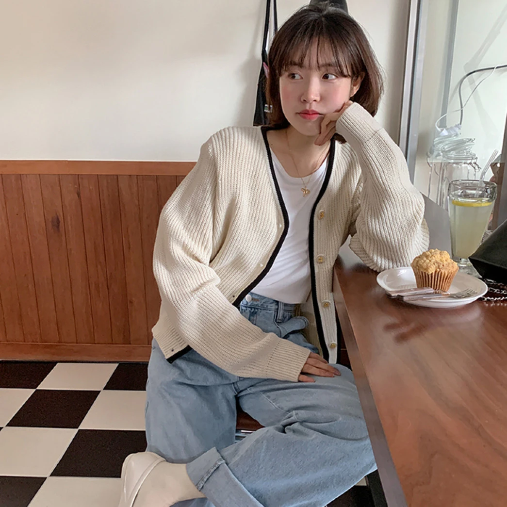 【U.M】小香风V领撞色包边长袖针织外套气质针织秋冬针织开衫