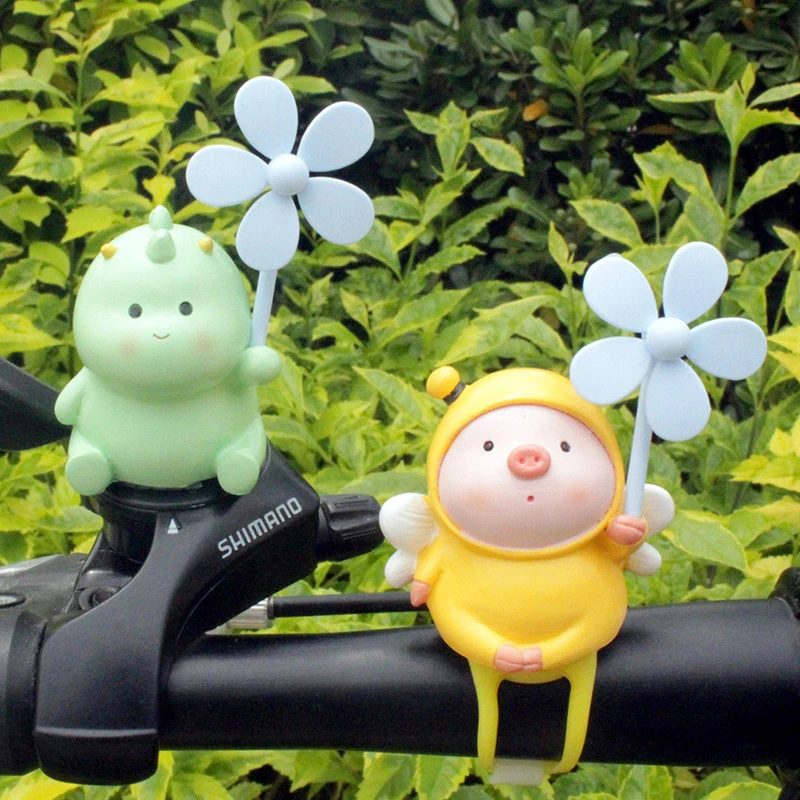 网红可爱小猪风车恐龙蜜蜂电瓶车自行车载摆件电动摩托ins装饰品