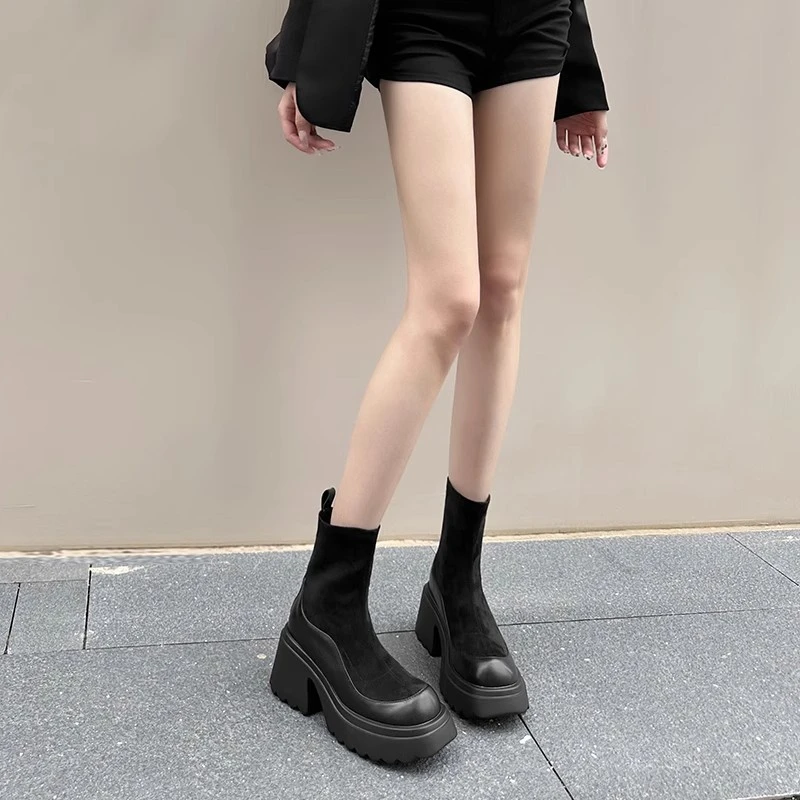 欧洲站超高跟短靴女2024冬新款弹力英伦风加绒时尚增高厚底马丁靴