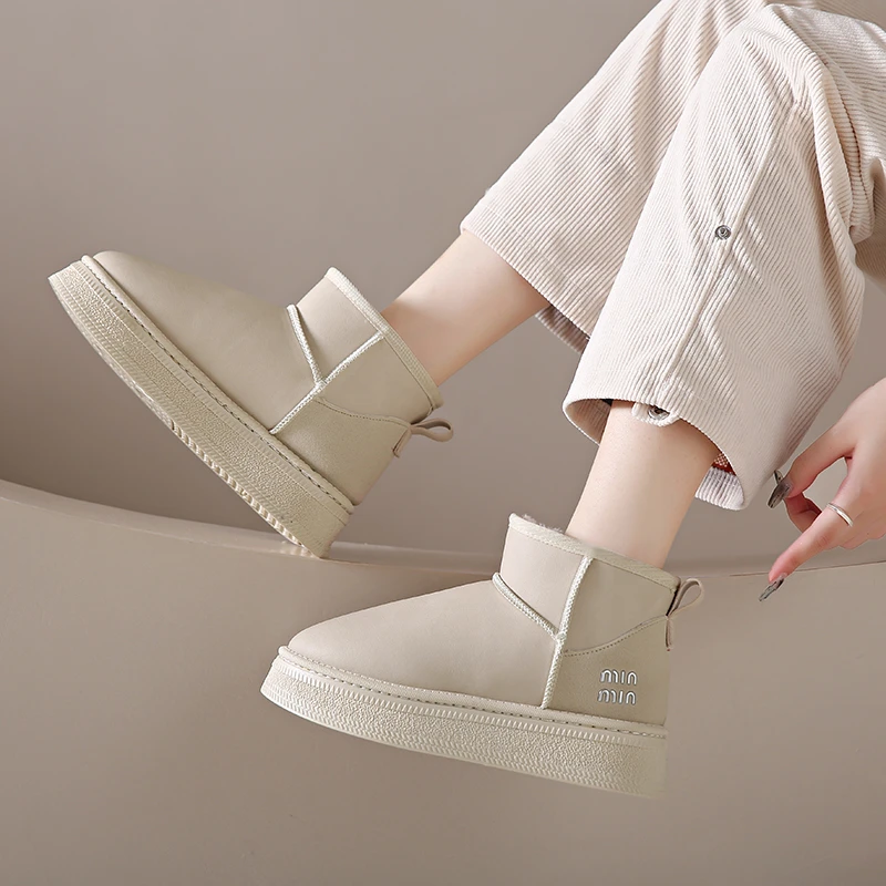 冬季加绒加厚加棉新款特厚底舒适保暖增高雪地靴废土风中帮柔软