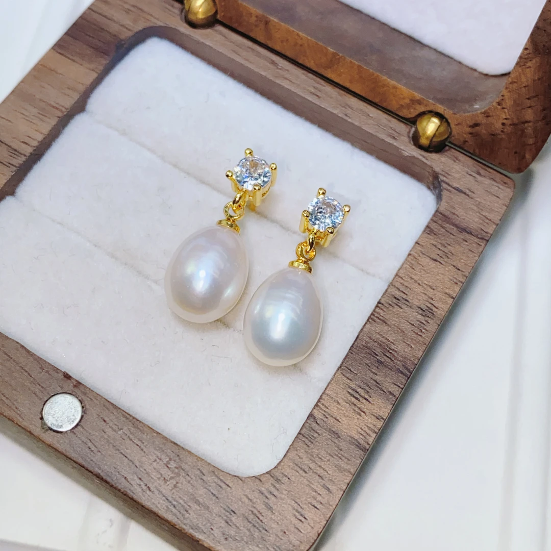 174高级感闪亮耳环天然淡水珍珠耳钉