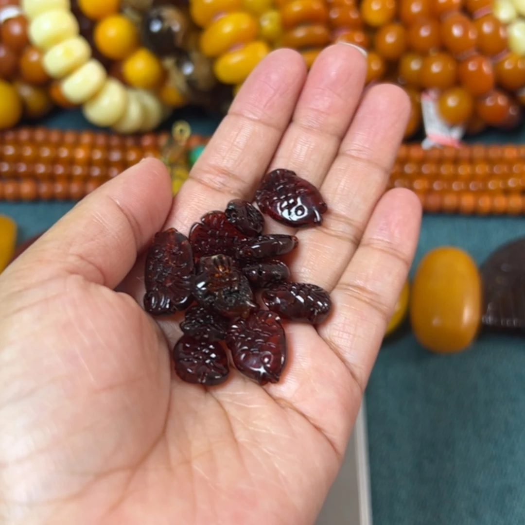 【闪购商品】琥珀裸石未镶嵌1300