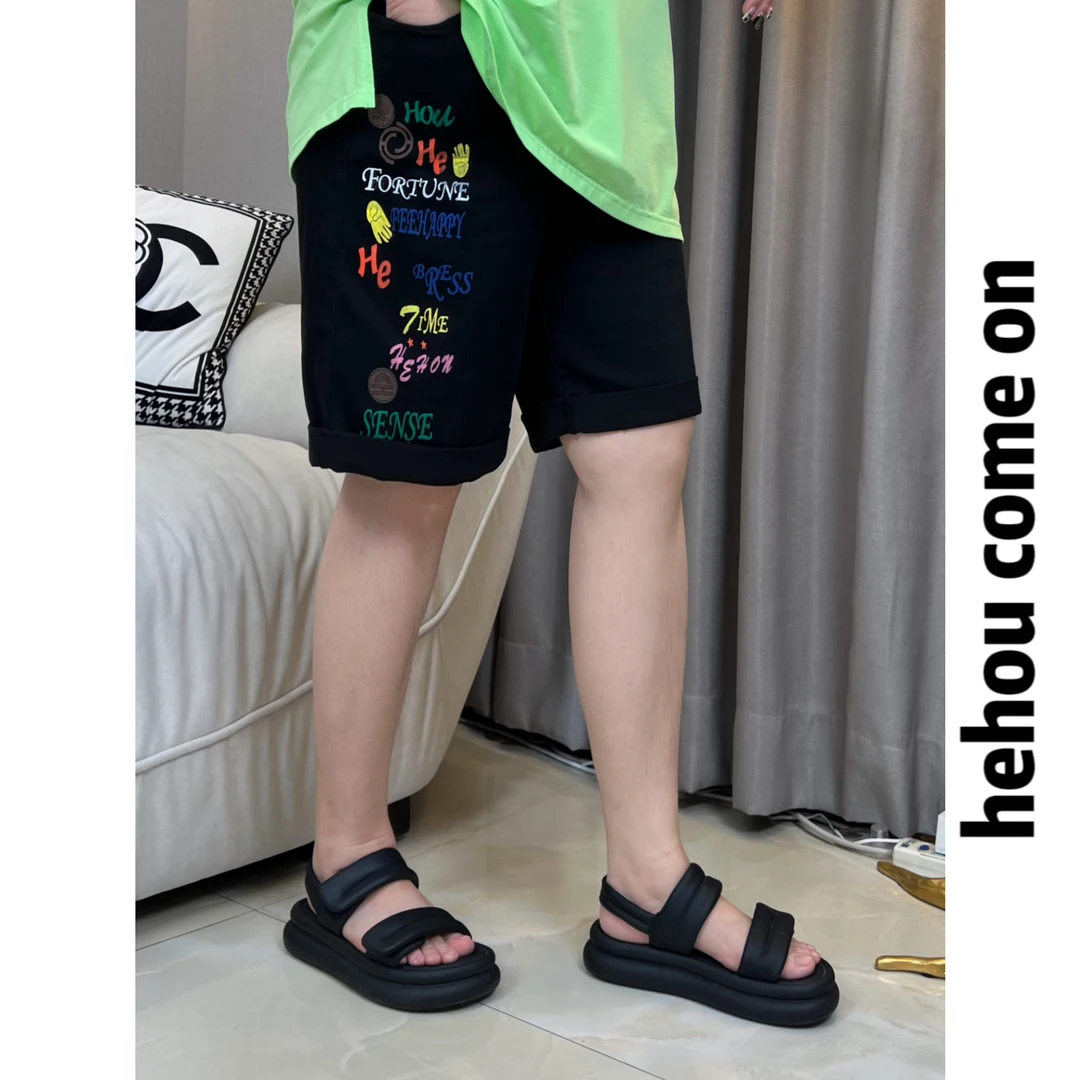 HEHOU/和后 夏季数码印花时尚百搭宽松显瘦潮流五分牛仔短裤91361