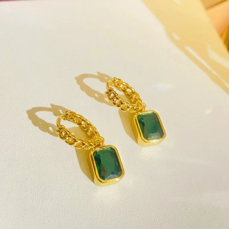H1- 24祖母绿耳饰