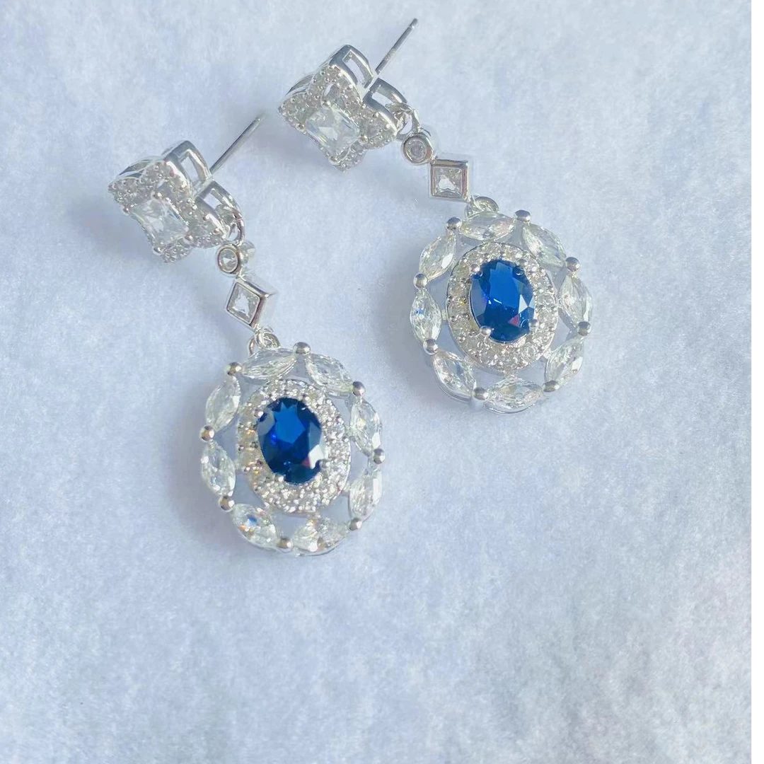 H1-354 蓝宝石耳饰