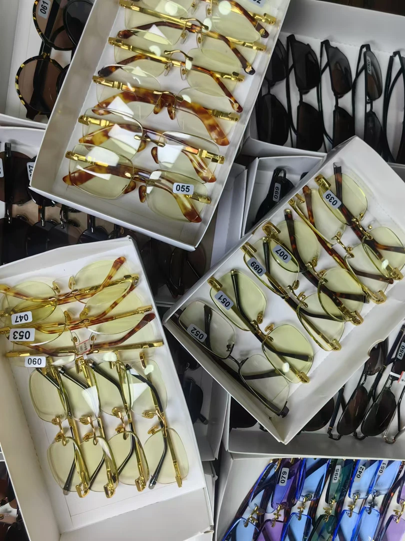 【双11好物节】直播间专拍遮阳防紫外线水晶眼镜护目百搭墨镜开车镜