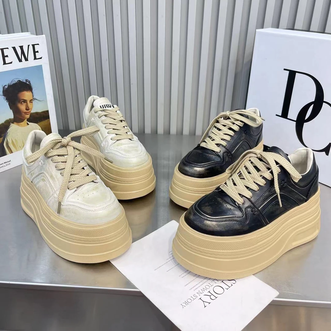 透气复古做旧小个子增高8cm松糕鞋女2024年百搭厚底休闲运动板鞋