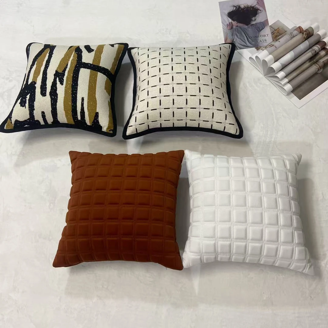 【巧克力格子】现代简约轻奢抱枕客厅沙发抱枕靠垫高级感方形抱枕