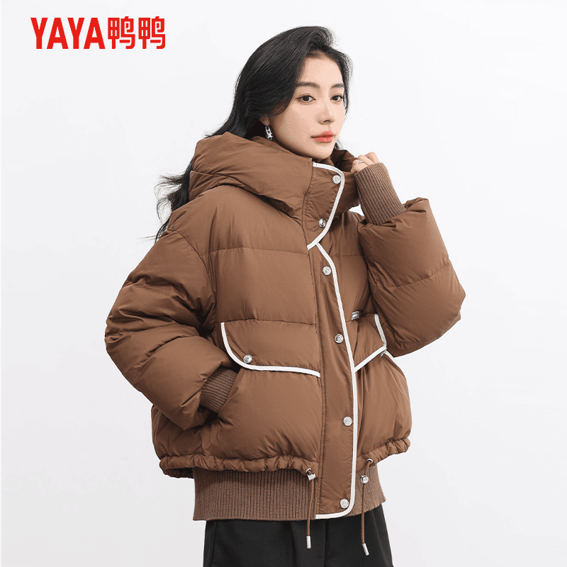 YAYA/鸭鸭2023年冬季新款潮流百搭时尚百搭保暖防风连帽外套女