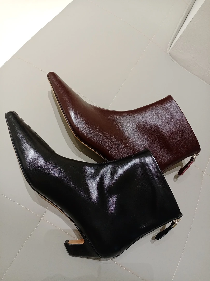 【COCO可可】2024秋冬时尚百搭新品短靴880-66