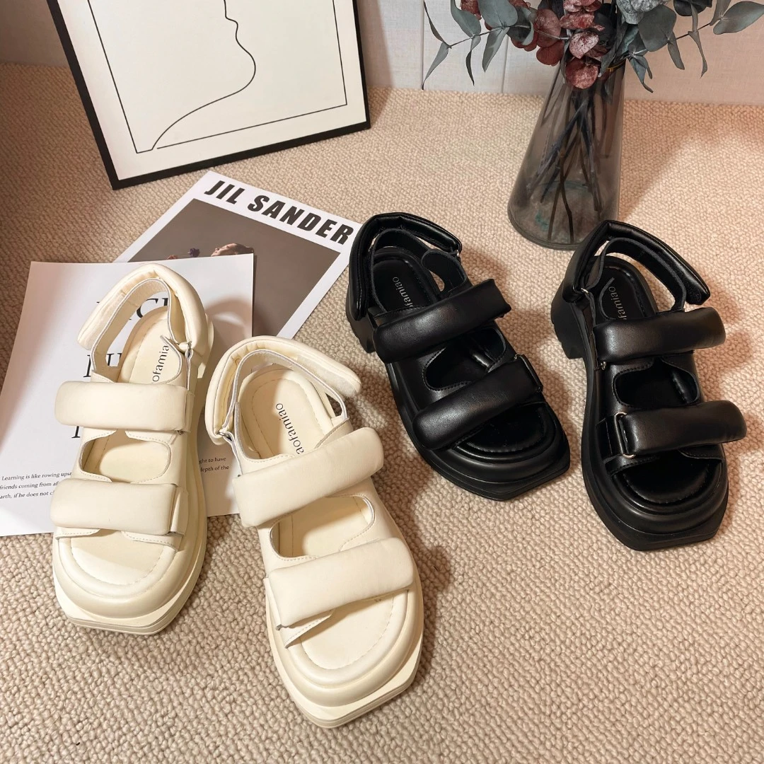 小发喵厚底休闲黑色增高露趾外穿低跟夏季百搭时尚凉鞋