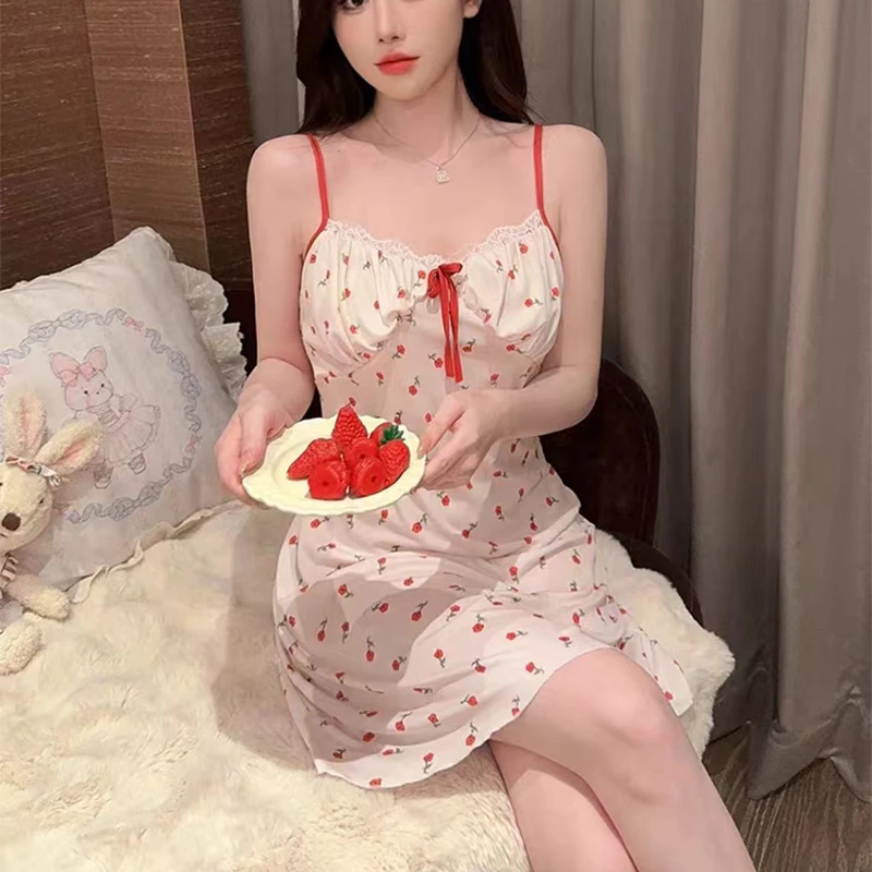玫瑰花性感吊带睡裙女夏季带胸垫睡衣纯欲风家居服显瘦冰丝碎花裙