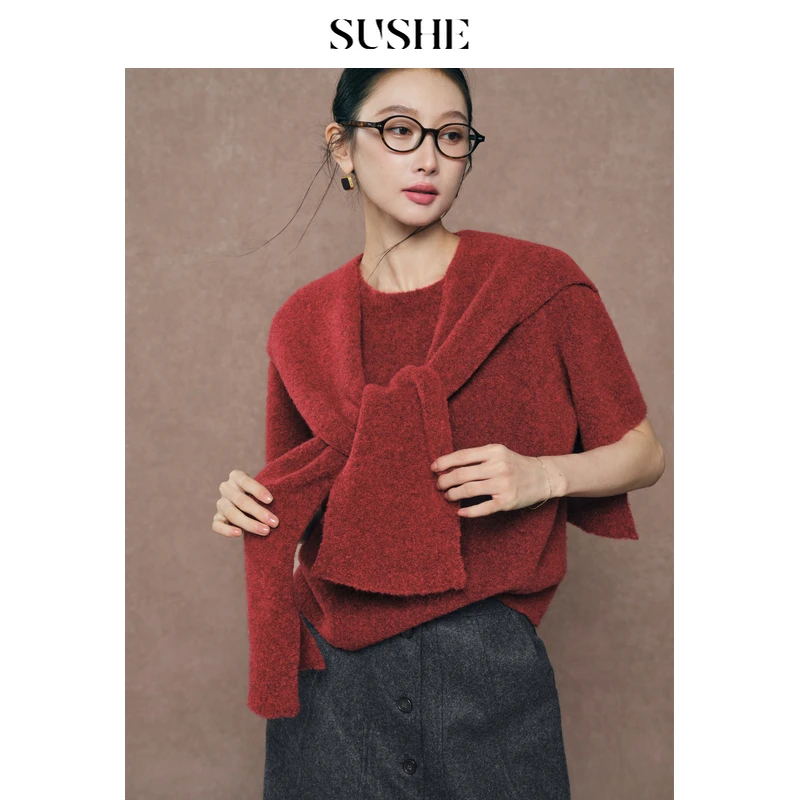 束皙SUSHE艺叙造型单品轻盈圈圈染安可拉红休闲短款针织披肩时尚