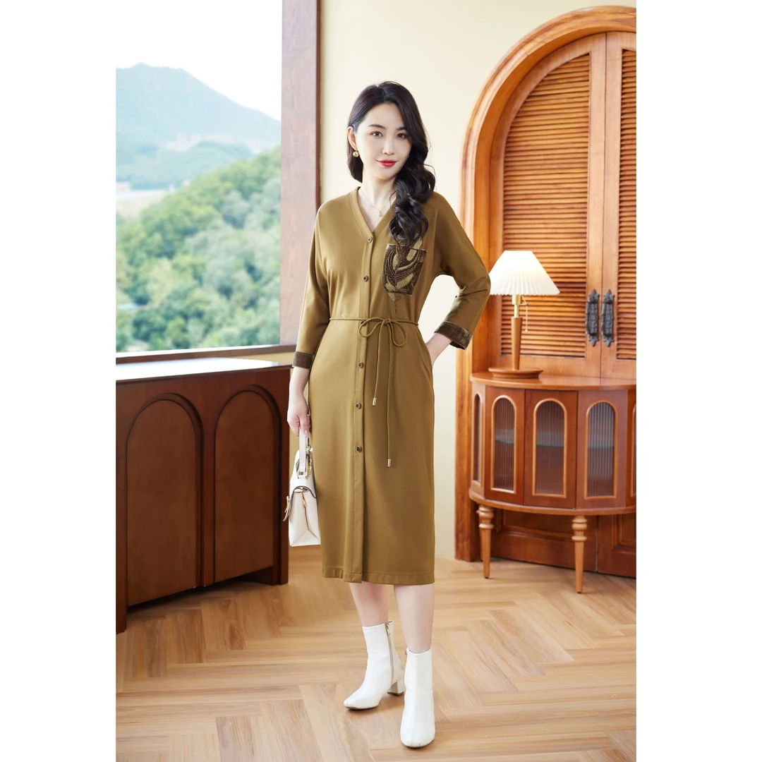 【衣橱专属】2024秋冬季茴香绿中式复古女士连衣裙SL23246