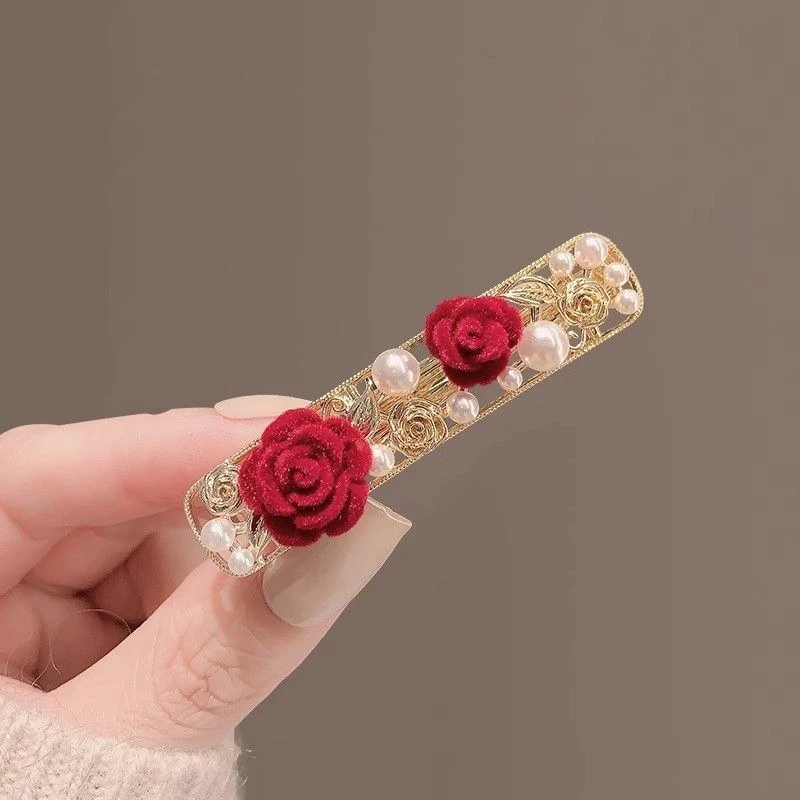 毛绒复古玫瑰珍珠发夹2023新款鸭嘴夹一字夹百搭碎发刘海侧边发饰
