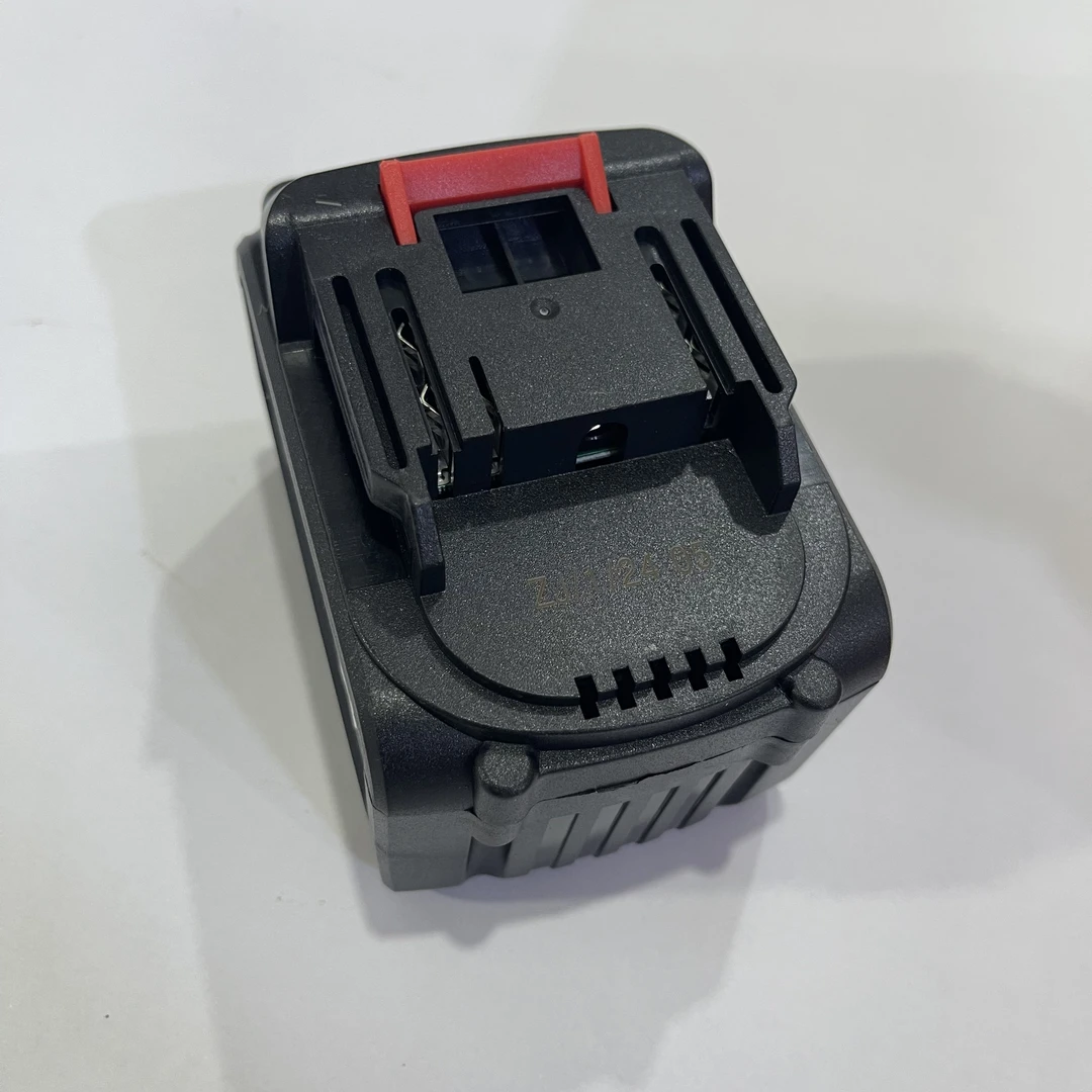 牧，田15节大号电池，插角适合的都可以用日本进口持久耐用电钻