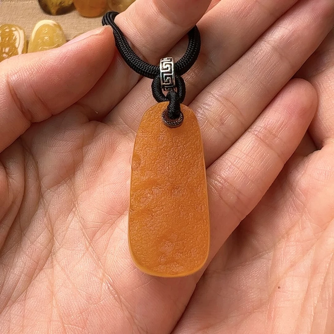 【闪购商品】琥珀颈饰未镶嵌琥珀蜜蜡吊坠