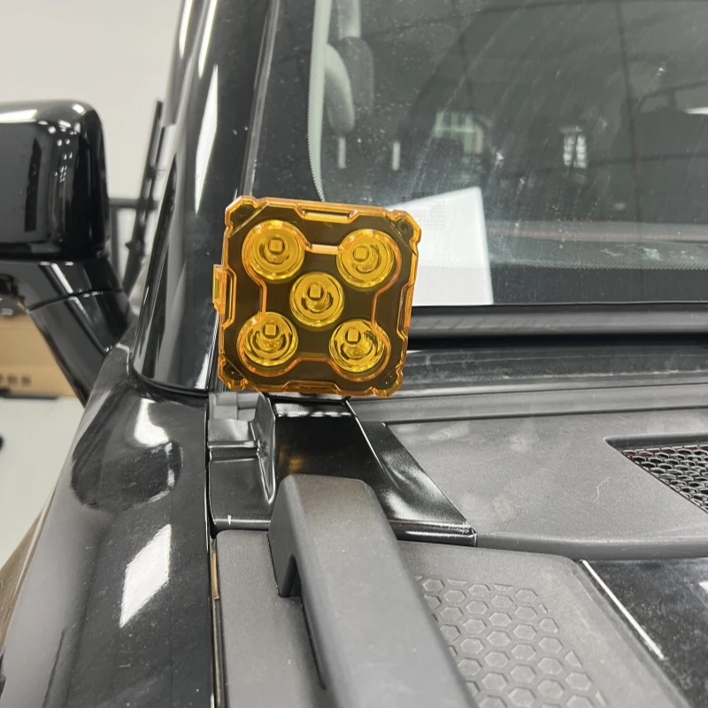适用于捷途旅行者AB柱双色射灯机盖辅助照明灯
