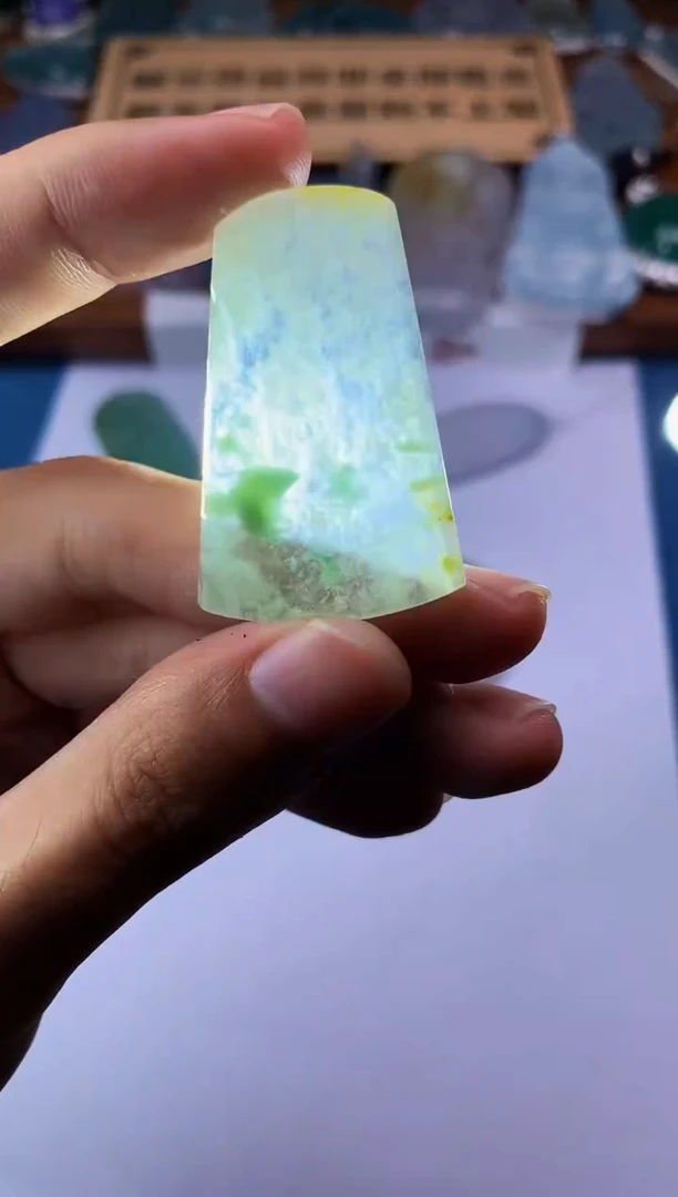 【闪购商品】定制翡翠未镶嵌3950毛货不退不换