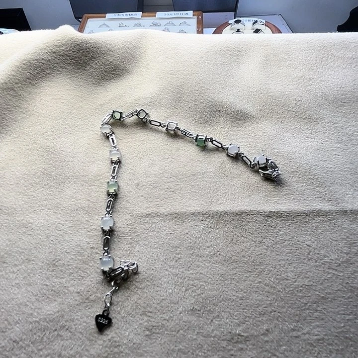 翡翠手链银S925镶嵌蒋**姐手链