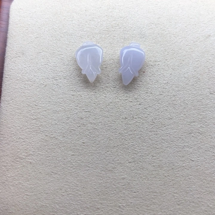 翡翠颈饰未镶嵌吊坠