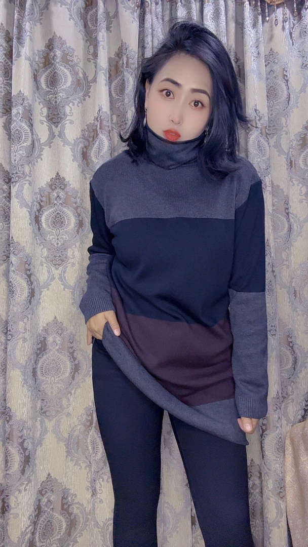 拼接高领中长针织打底衫