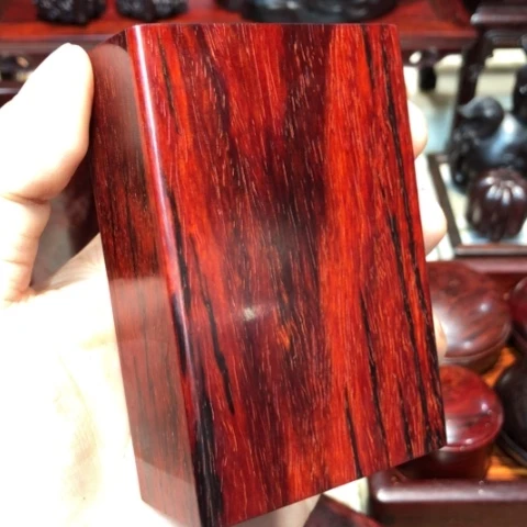 檀香紫檀（小叶紫檀）烟盒粗烟