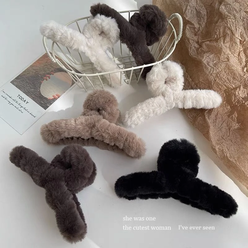 毛绒抓夹鲨鱼夹高级感慵懒秋冬大号发卡后脑勺毛茸茸发夹夹子发饰